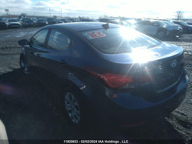 Hyundai ELANTRA GL 2016 5NPDH4AE9GH749940 Image 3