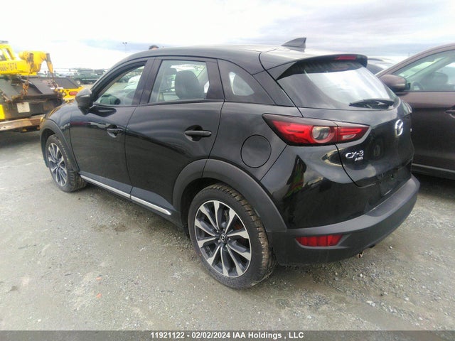 JM1DKFD78M1512014 Mazda CX-3