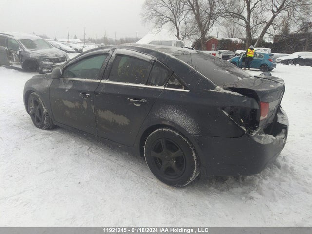 Chevrolet Cruze 2015 1G1PC5SB0F7158896 Image 3