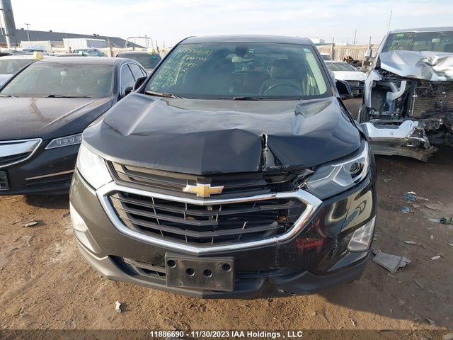 2GNAXSEV2J6112945 Chevrolet Equinox