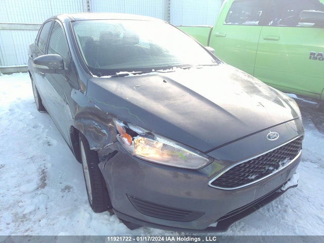 Ford FOCUS SE 2017 1FADP3F26HL320821 Image 6