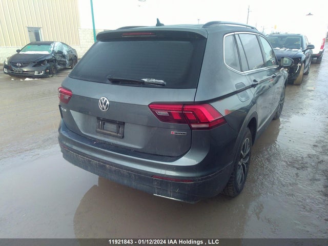 3VV2B7AX4KM090004 Volkswagen TIGUAN