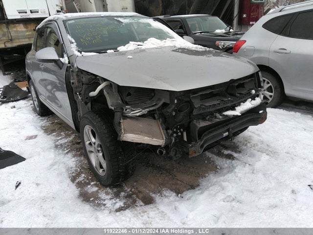 WVGEP9BP4FD005750 Volkswagen Touareg