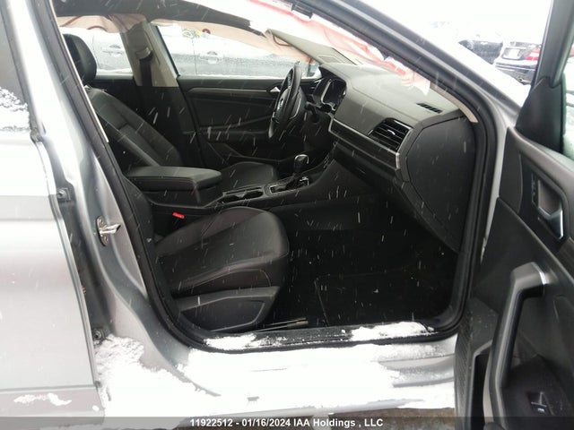 3VWE57BU0MM037128 Volkswagen JETTA