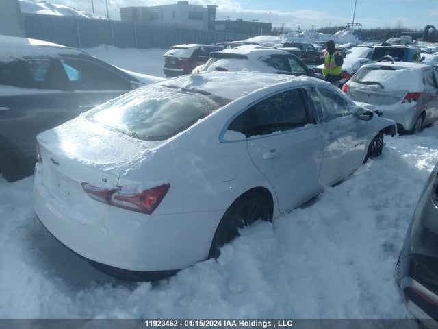 Chevrolet MALIBU LT 2023 1G1ZD5ST9PF230149 Image 4