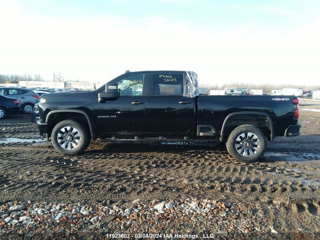 Chevrolet Silverado K2500 Custom 2022 2GC1YME79N1230254 Image 4