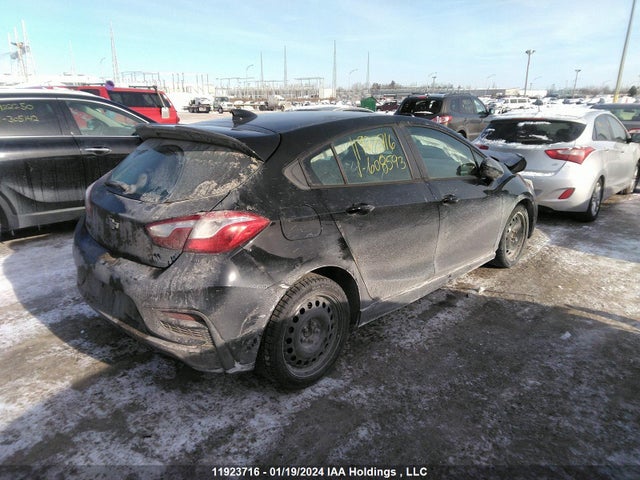 Chevrolet Cruze 2018 3G1BE6SM1JS608593 Image 4