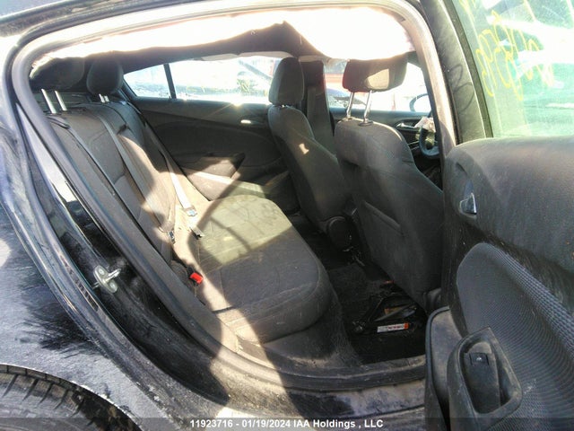 Chevrolet Cruze 2018 3G1BE6SM1JS608593 Image 8