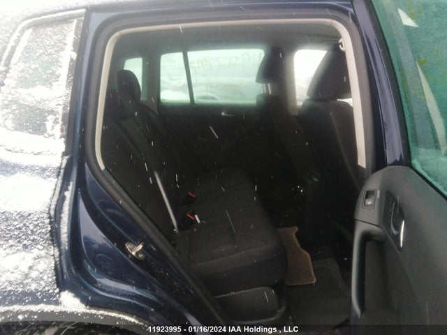 WVGJV7AX1FW560041 Volkswagen TIGUAN