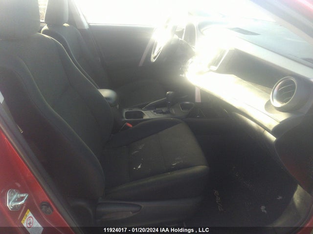 Toyota RAV4 LE 2016 2T3BFREV3GW520599 Image 5