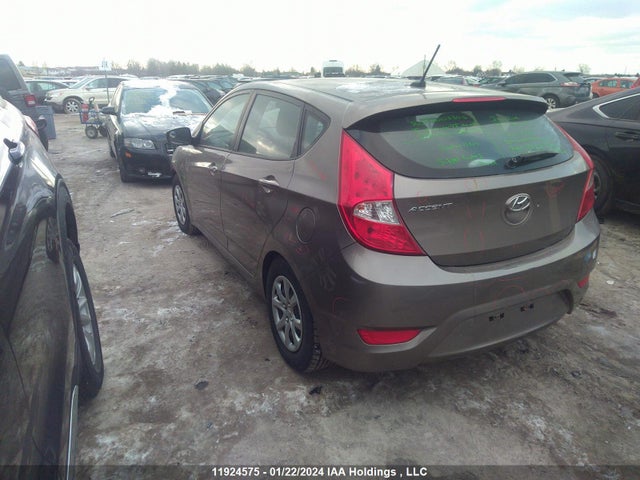 Hyundai ACCENT 2014 KMHCT5AE1EU167233 Image 3