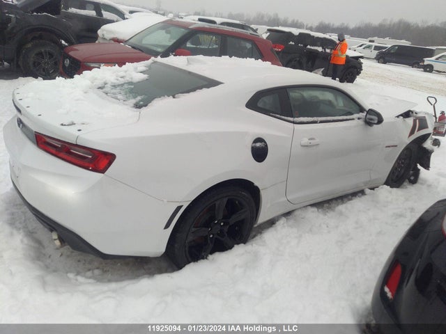 Chevrolet Camaro 2018 1G1FB1RS2J0138101 Image 4