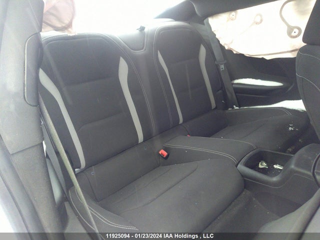 Chevrolet Camaro 2018 1G1FB1RS2J0138101 Image 8