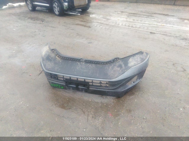 1VWBA7A35MC010922 Volkswagen PASSAT