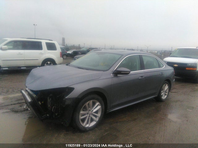 1VWBA7A35MC010922 Volkswagen PASSAT