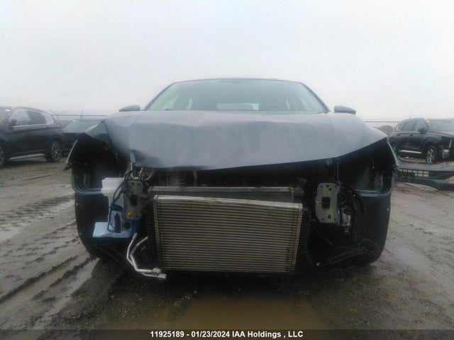 1VWBA7A35MC010922 Volkswagen PASSAT