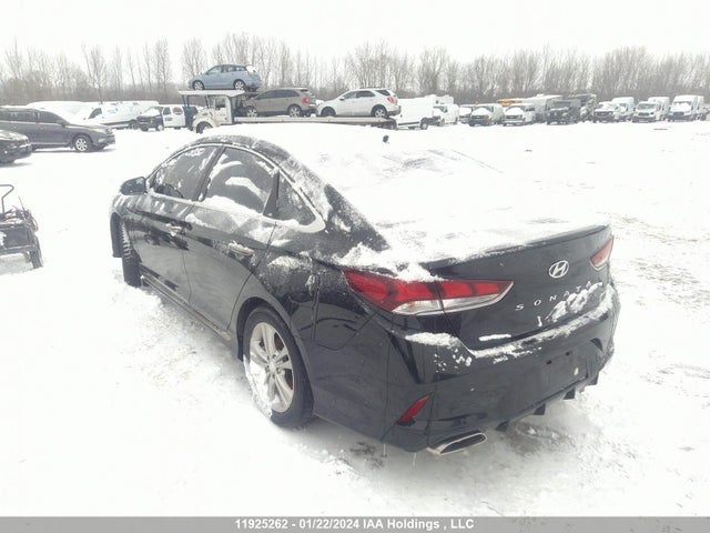 11925262 :رقم المزاد ، 5NPE34AF9KH737551 vin ، 2019 Hyundai Sonata Essential مزاد بيع