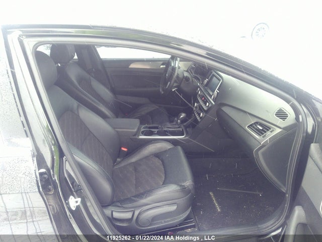 11925262 :رقم المزاد ، 5NPE34AF9KH737551 vin ، 2019 Hyundai Sonata Essential مزاد بيع