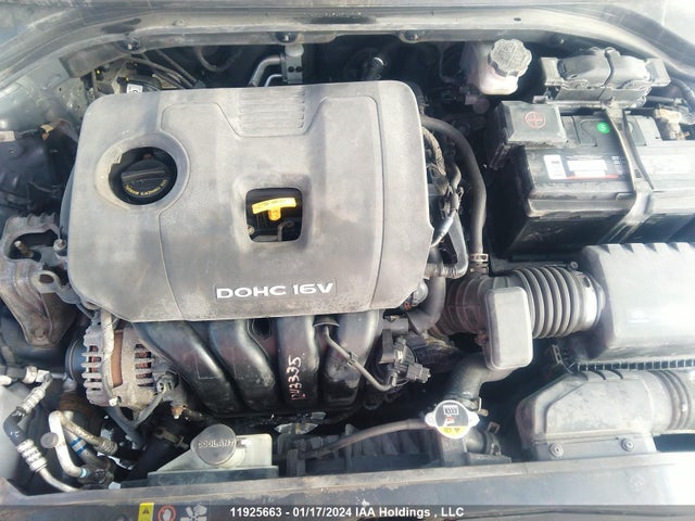 Hyundai Elantra 2017 KMHD84LF1HU121718 Image 29