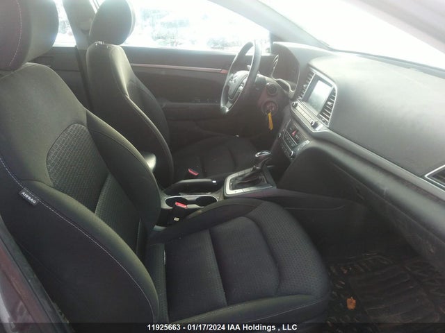 Hyundai Elantra 2017 KMHD84LF1HU121718 Image 24