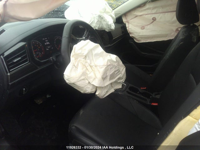 3VWE57BU5MM061537 Volkswagen JETTA