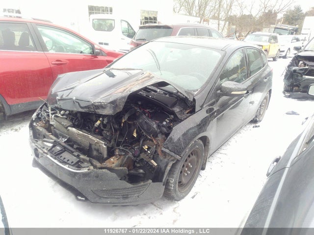 Ford FOCUS SE 2016 1FADP3K26GL323125 Image 2