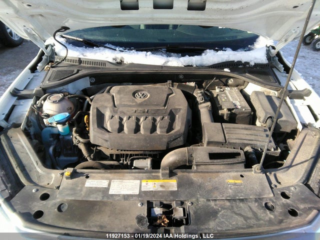 1VWBA7A33MC017545 Volkswagen PASSAT