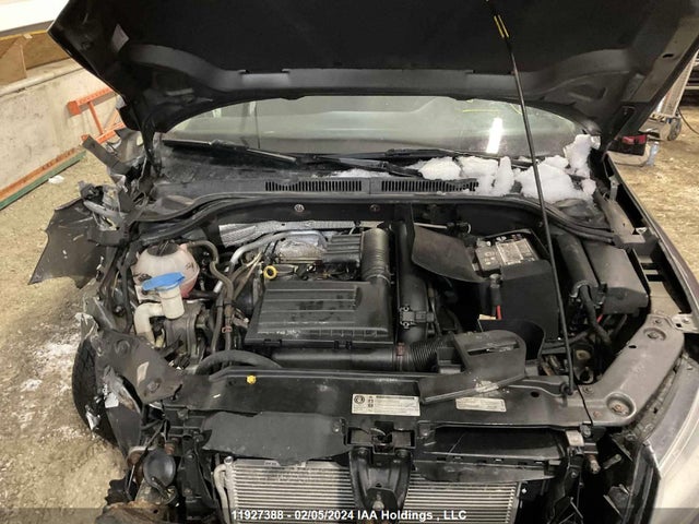 3VW167AJ1GM319527 Volkswagen Jetta Tsi