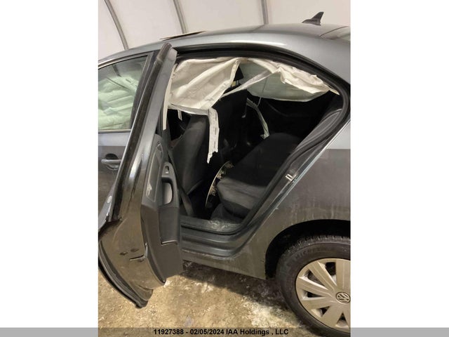 3VW167AJ1GM319527 Volkswagen Jetta Tsi