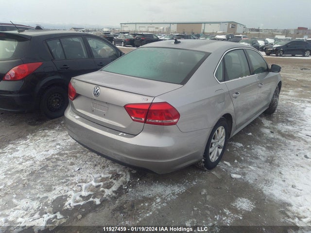 1VWBS7A32EC086404 Volkswagen PASSAT
