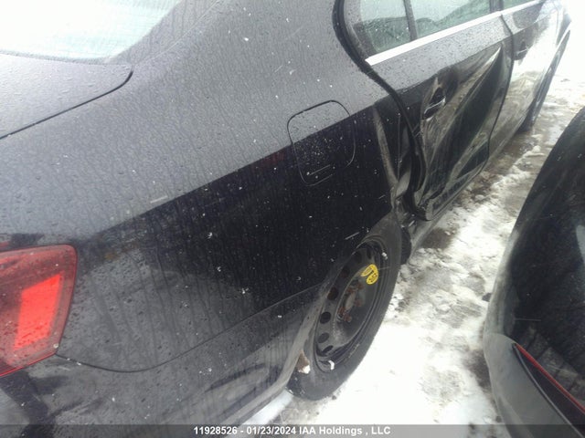 3VWD67AJ2GM332493 Volkswagen Jetta