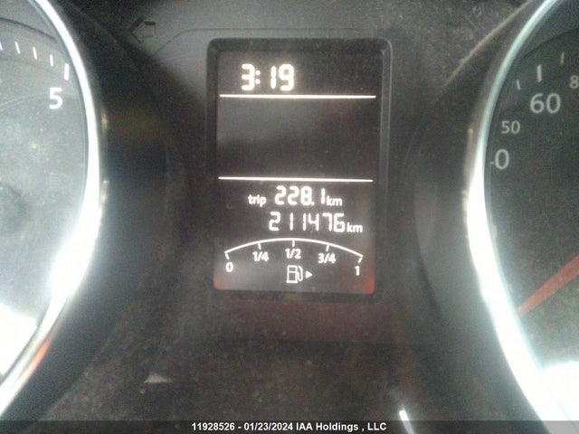 3VWD67AJ2GM332493 Volkswagen Jetta