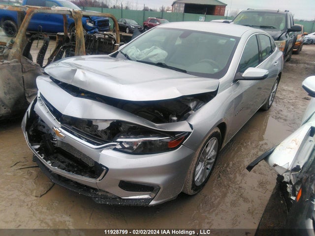 1G1ZE5ST2HF280843 Chevrolet Malibu