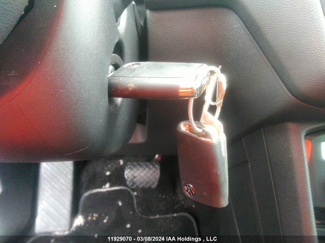 3VVFB7AX3RM035684 Volkswagen TIGUAN S