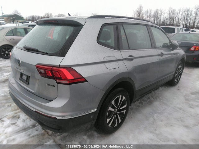 3VVFB7AX3RM035684 Volkswagen TIGUAN S