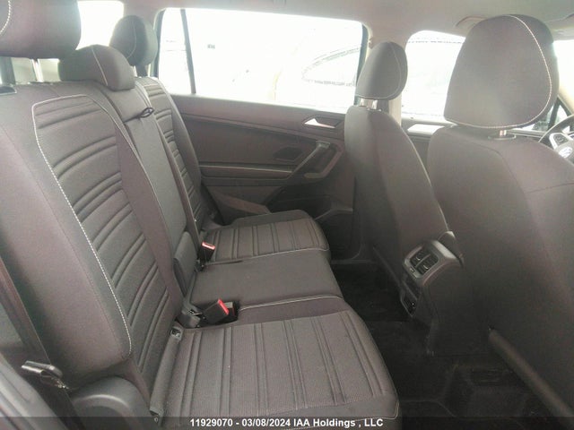 3VVFB7AX3RM035684 Volkswagen TIGUAN S