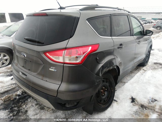 1FMCU9GX7EUC48041 Ford ESCAPE SE
