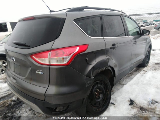 1FMCU9GX7EUC48041 Ford ESCAPE SE