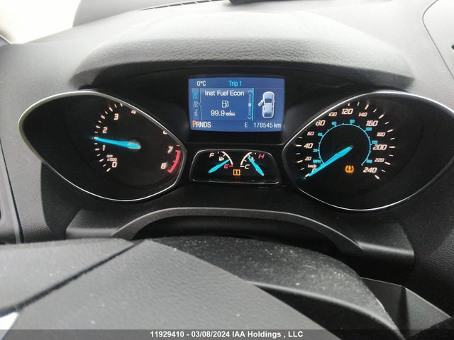 1FMCU9GX7EUC48041 Ford ESCAPE SE