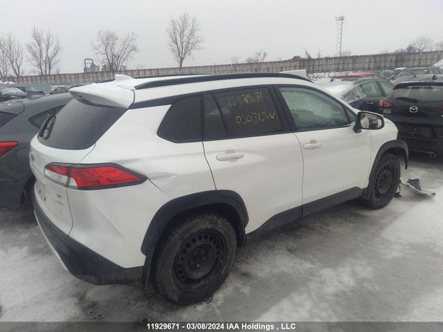 Toyota Corolla Cross Le 2022 7MUBAABG2NV030715 Image 4