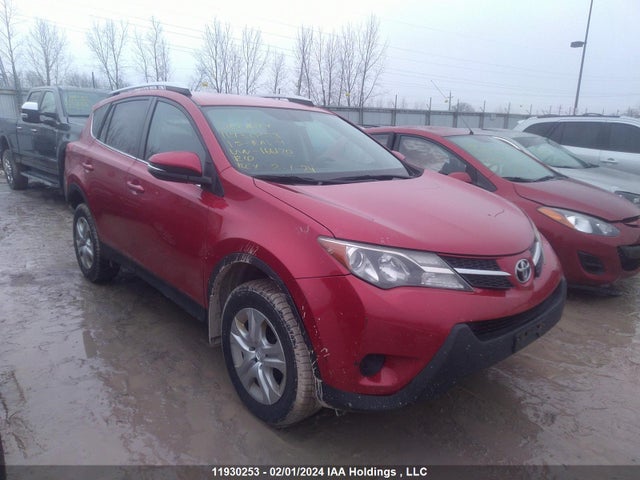 Toyota RAV4 LE 2015 2T3ZFREV4FW166170 головне зображення