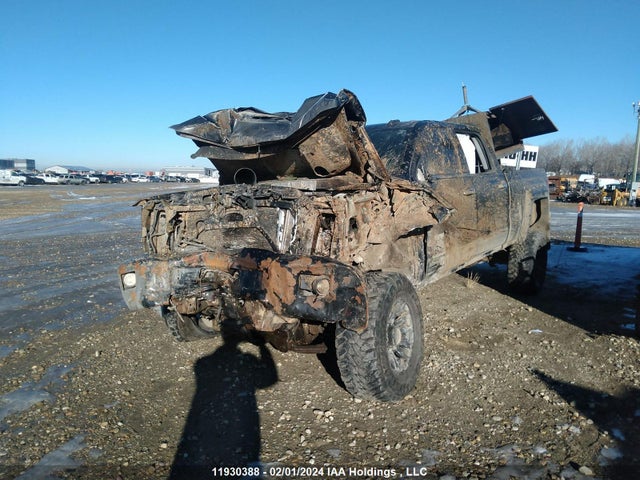 Chevrolet SILVERADO 2500HD 2018 1GC1KWEY5JF103848 Image 2