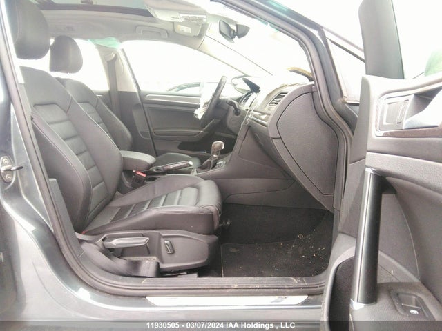 3VWH17AU7HM517280 Volkswagen GOLF ALLTRACK