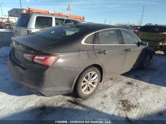 1G1ZD5ST3MF033456 Chevrolet Malibu
