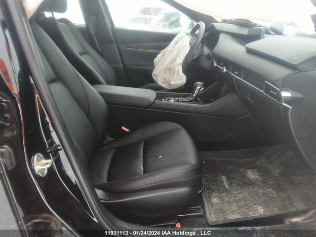JM1BPALM0L1175291 Mazda 3
