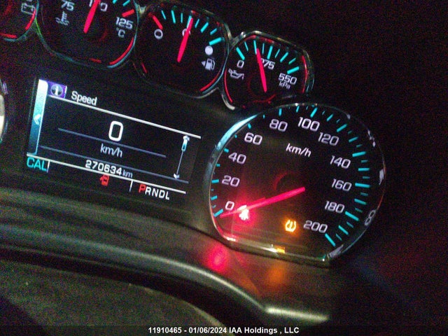 Chevrolet SILVERADO 1500 2018 3GCUKREC5JG524745 Image 7