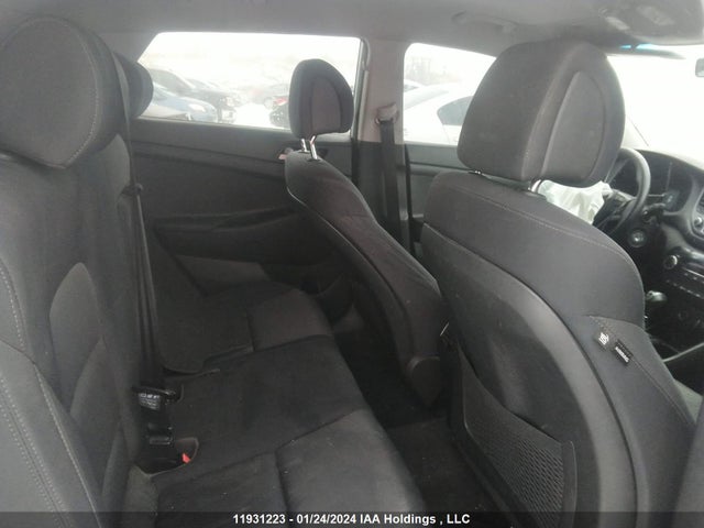 Hyundai TUCSON 2017 KM8J33A4XHU554158 Image 8