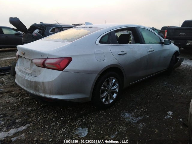 1G1ZD5ST8MF033419 Chevrolet Malibu