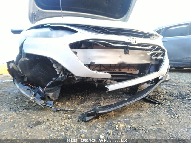 1G1ZD5ST8MF033419 Chevrolet Malibu
