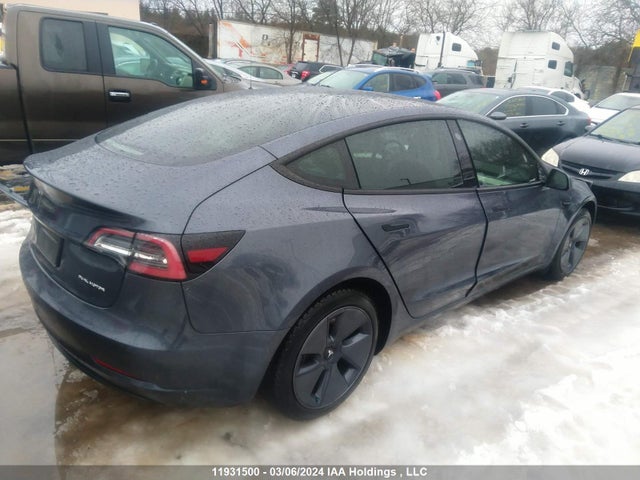 5YJ3E1EBXNF271008 Tesla MODEL 3